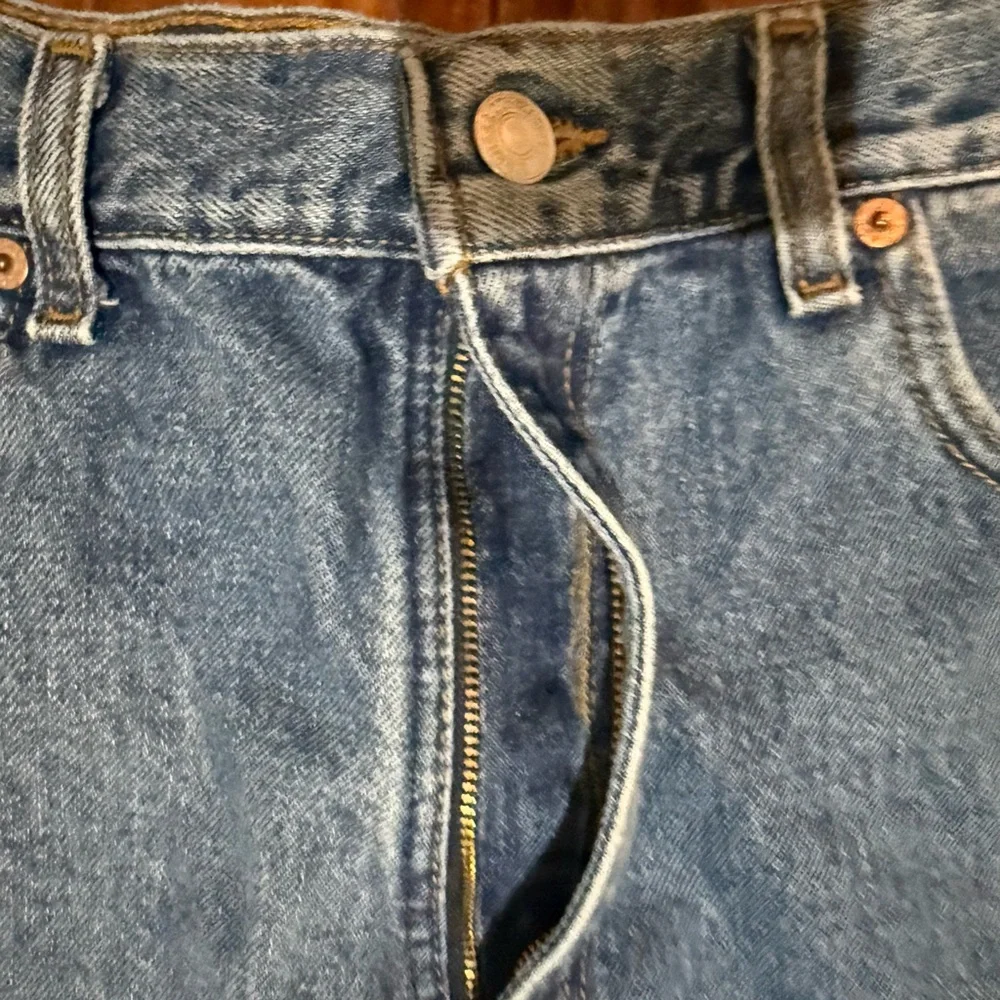 Vintage Levi’s 550 Relaxed Fit Jeans 36x32 Made in USA 100% Cotton Blue Denim